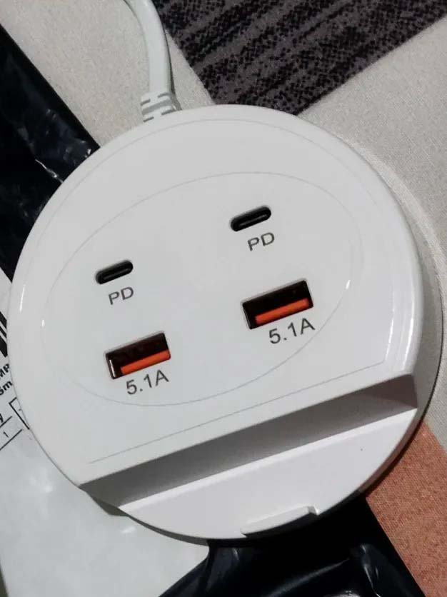 Quick Charge 5.1A Charger with Dual PD+USB